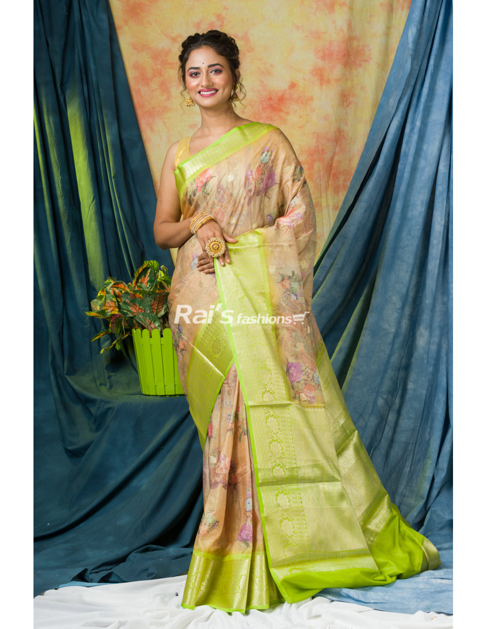 Handloom Soft Silk Saree With Traditional Benarasi Border And All Over Digital Print (KR239)